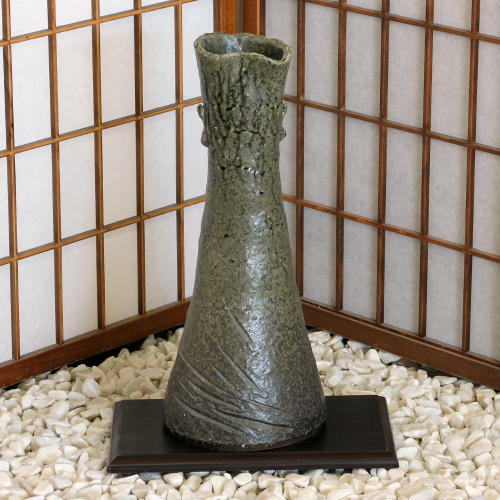 信楽焼 花器 黒窯肌 耳付き添い人 手びねり 生け花 池坊 小原流 活け花 店卸し資産数極限点 店卸し資産懲らしめる 立花 和風 華道 瀬戸もの 御花軍事基地 立花 花立て 差し上げ物 信楽焼き 華道 未生流 古流 遠州流 (M-558)