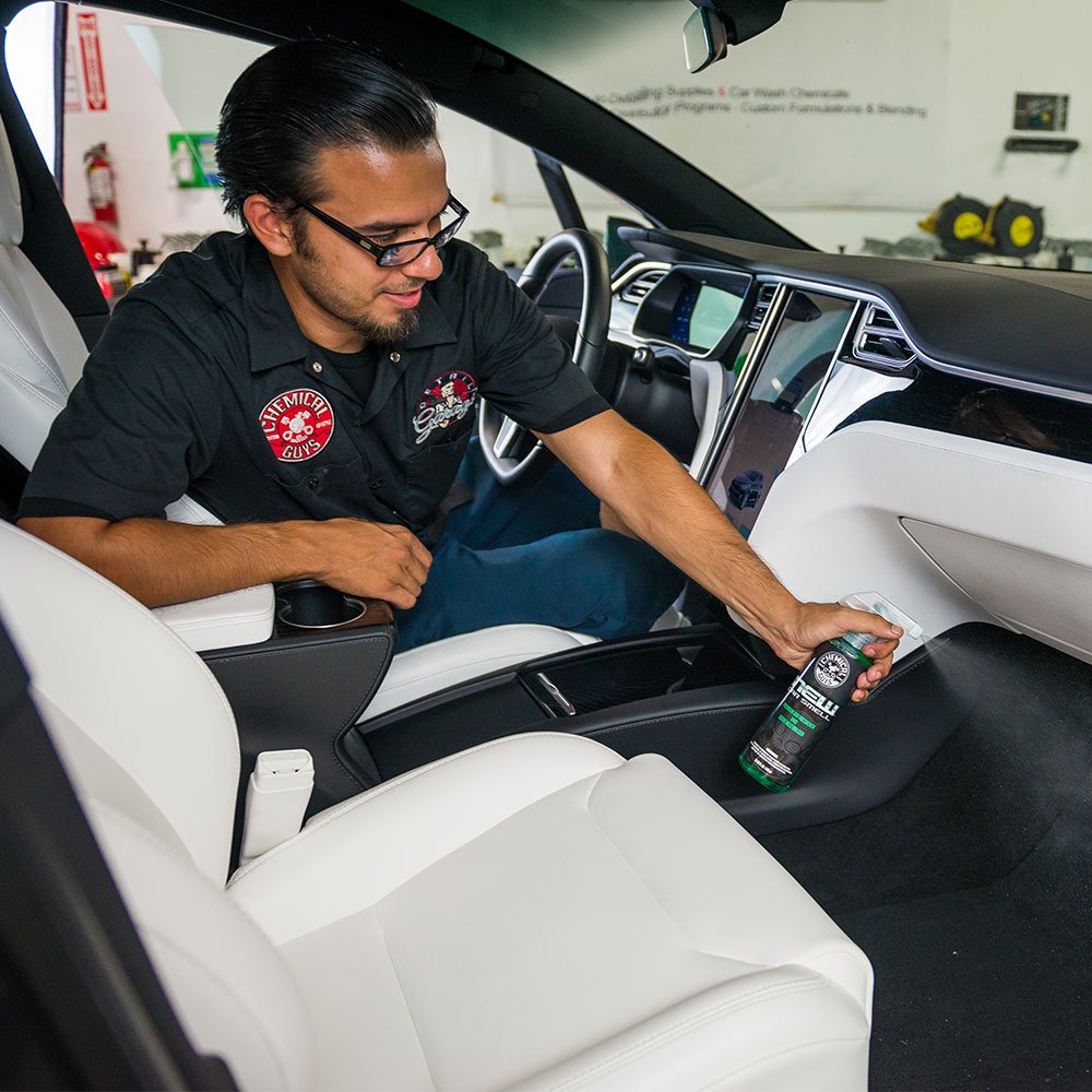 楽天市場 Chemical Guy S ケミカルガイズ C 225 ニューカースメル 118ml 新車の匂いの芳香剤 無限ポケット 楽天市場店