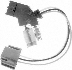 【中古】【輸入品・未使用】Standard Motor Products RC4コンデンサ