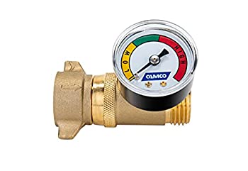 【中古】【輸入品・未使用】Camco 真鍮水圧レギュレータ ゲージ付き RV配管とホースを高圧都市水から保護します - 読みやすいゲージ 鉛フリー (40064)
