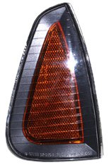 【中古】【輸入品・未使用】TYC 12-5251-00 Dodge Charger 助手席側交換用サイドマーカーランプ