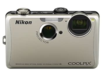 【未当て嵌める】【中古】 Nikon ニコン デジタル写真機 COOLPIX (クールピクス) S1100pj しろがね色 S1100PJSL 1410万絵素 光学5倍望遠レンズ 広角28粍 3型タッチパネル液晶プロジェク