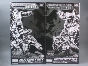 【未当て嵌める】【中古】 トランスフォーマー ユナイテッド e-hobby押さえる 2010～版 ディセプティコンセット （ ガルバトロン サイクロナス スカージ ）