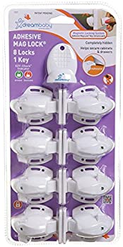 【中古】【輸入品・未使用】Dreambaby Adhesive Mag Locks - 8 Locks%ｶﾝﾏ% 1 Key - White by Dreambaby｜ムジカ＆フェリーチェ店