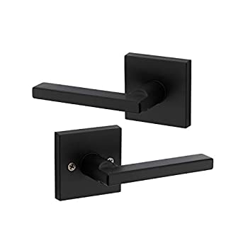 【中古】【輸入品・未使用】Kwikset 91540-029 ハリファックス ドアハンドルレバー モダンで現代的なスリムスクエアデザイン ご自宅の廊下やクローゼットの通路用 アイアン