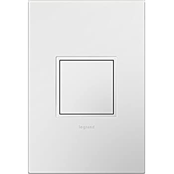 【中古】【輸入品・未使用】Legrand adorne ポップアウトコンセントとホワイトウォールプレート ホワイト ARPTR151GM2WP/ARPTR151GW2WP