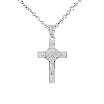 【中古】【輸入品・未使用】Saint Collection 925スターリングシルバー 聖ベネディクト十字架クロスペンダントネックレス (1.1インチ) シルバー