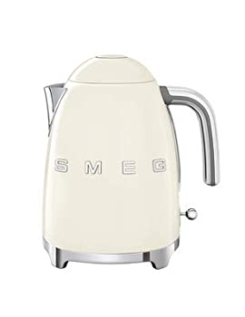 【中古】【輸入品・未使用】Smeg KLF03CRUS 50's Retro Style Aesthetic Electric Kettle with Embossed Logo%ｶﾝﾏ% Cream 141［並行輸入］｜ムジカ＆フェリーチェ店