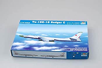 【中古-非常に良い】トランペッター 1/144 Tu-16k10 バジャーC型 プラモデル