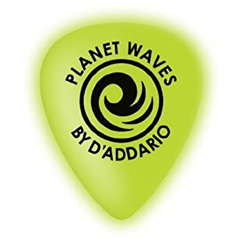 【中古】【輸入品・未使用】【 並行輸入品 】 Planet Waves (プラネットウェイヴス) Cellu-Glow ギターピック%ｶﾝﾏ% Heavy%ｶﾝﾏ% 25 パック｜ムジカ＆フェリーチェ店