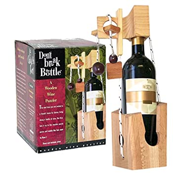 【中古】【輸入品・未使用】[ファミリーゲーム]Family Games Don't Break The Bottle Wood Wine Carrier Puzzle Gift Original 20099 [並行輸入品]