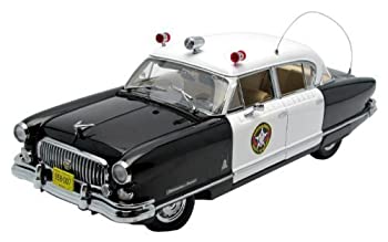 【中古】【輸入品・未使用】1952 Nash Ambassador Airflyte Police Car 1:18 Scale (Black/White) by Sun Star [並行輸入品]