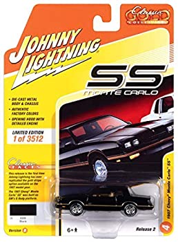 【中古】【輸入品・未使用】1987 Monte Carlo SS Black with Gold Stripes and Gold Interior Limited Edition to 3512 pcs 1/64 Diecast Model Car by Johnny Lightning JL 9,120円