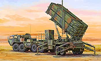 【中古】【輸入品・未使用】トランペッター 1/72 アメリカ軍 M983 HEMTTトラクター＆ペトリオット M901ランチャーステーション(PAC-3) プラモデル 07157