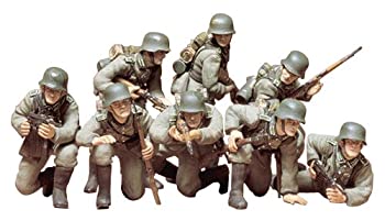 【未使用】【中古】タミヤ 1/35 ミリタリーミニチュアシリーズ No.61 ドイツ陸軍 歩兵 進撃 セット プラモデル 35061