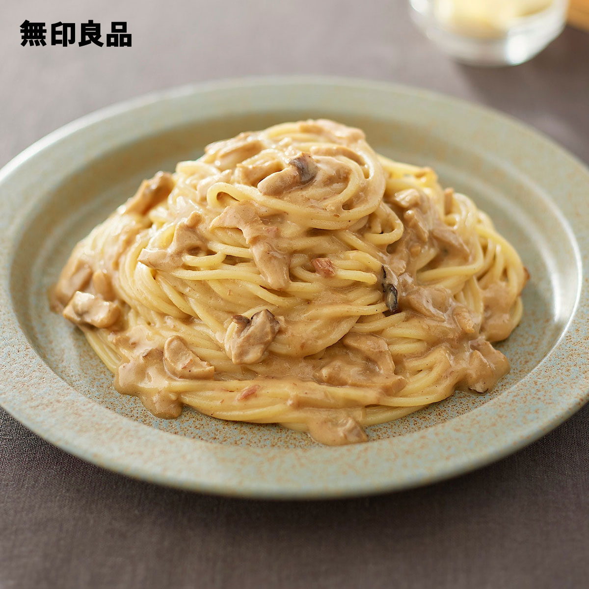 素材を生かしたパスタソース 上等 きのことベーコンのポルチーニクリーム 130g 1人前 10個セット 素材を生かしたパスタソース 上等 きのことベーコンのポルチーニクリーム 130g 1人前 10個セット