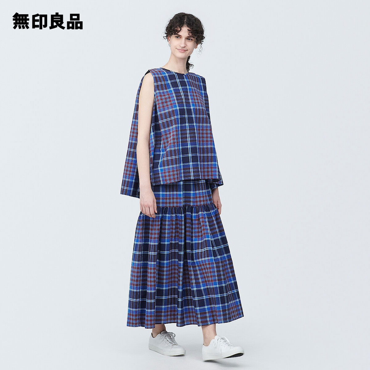 無印良品 公式】婦人 マドラスチェック クルーネックスリーブレスブラウス