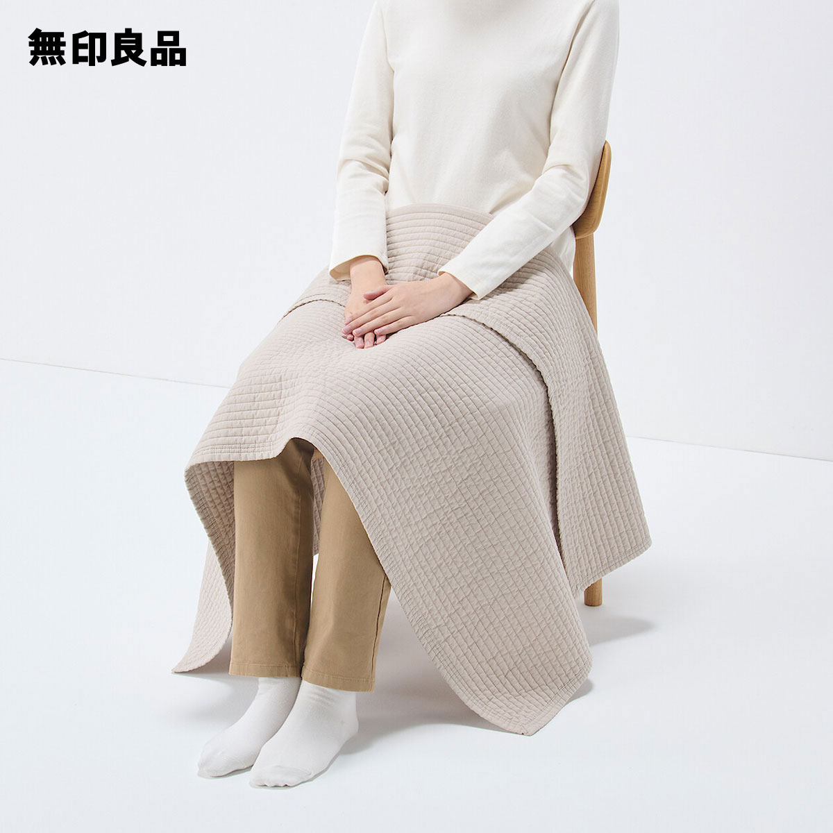 楽天市場】あたたかファイバーふんわりキルティングラグ 100