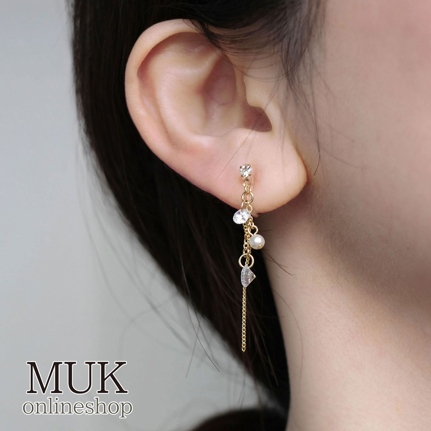 ブローチとイヤリング2点専用ですので押さないで下さい。 ブローチとイヤリング2点専用ですので押さないで下さい