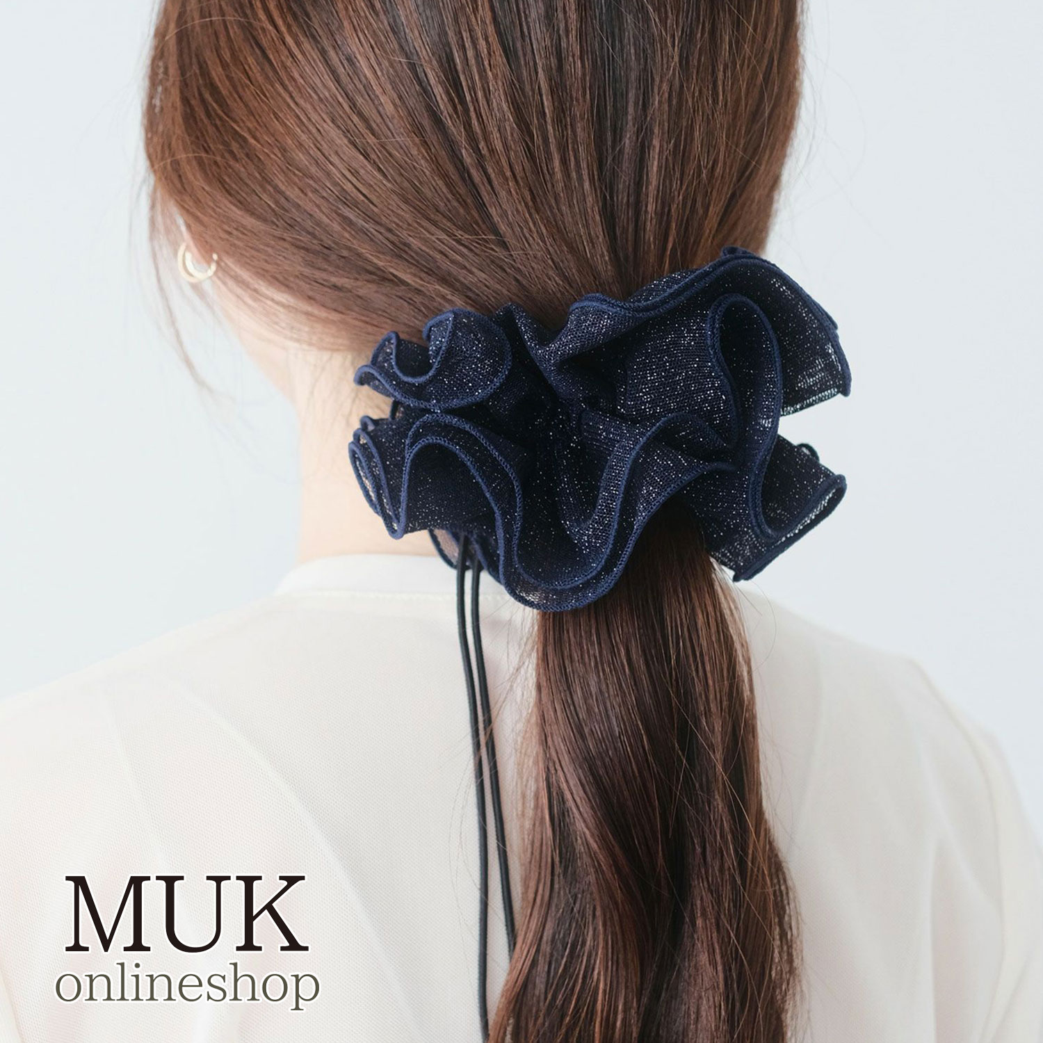 シュシュ  ヘアゴム  ブラック/グリーン 楽天市場】シュシュ ヘアゴム デザイン 紐 コード ホワイト