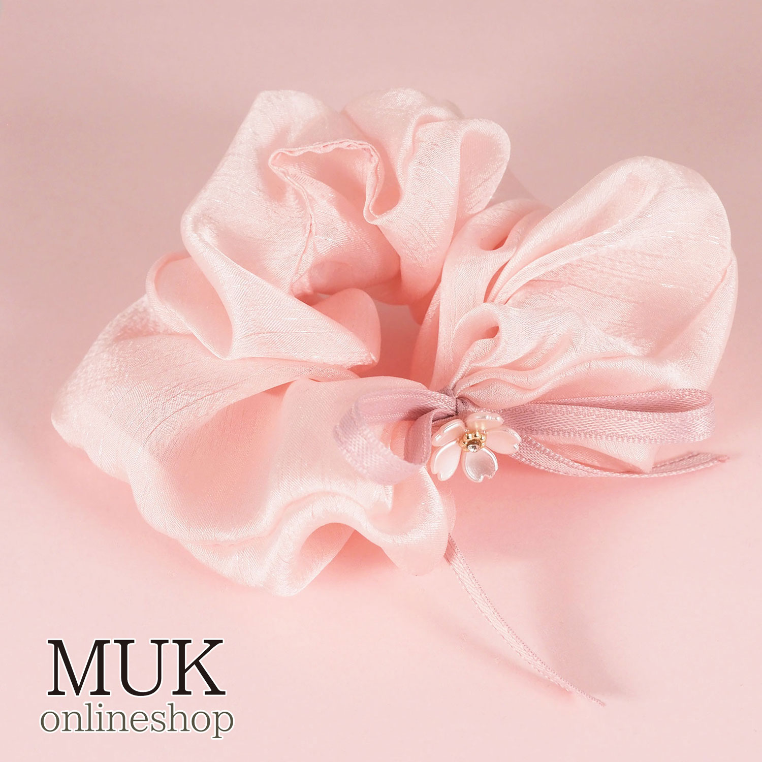 楽天市場】シュシュ ヘアゴム 花 フラワー ミラフルール ホワイト