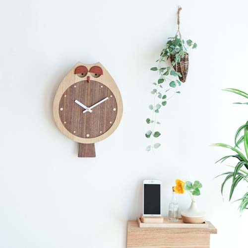旭川手工芸品 Arms 細工所アームズ FUCLOCK フク鍵を掛ける 国産手工芸品 木製 掛時計 北海道ナラ ウォール中毒者