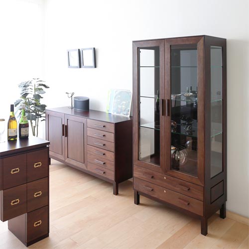 旭川家具 Create Furniture クリエイトファニチャー W&B コレクションボード 国産家具 無垢 キュリオケース ウォールナット｜ＭＵＫＵ工房（家具＆クラフト）