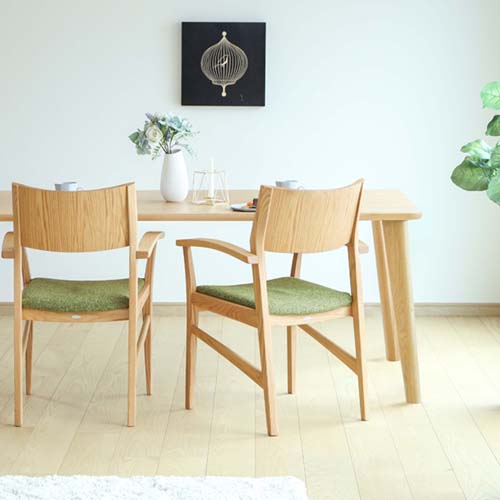 飛騨家具 ibata イバタインテリア with-light ウィズライト No.140 アームチェア 国産家具 無垢 アームチェア オーク ウォールナット 布地 合成皮革｜ＭＵＫＵ工房（家具＆クラフト）