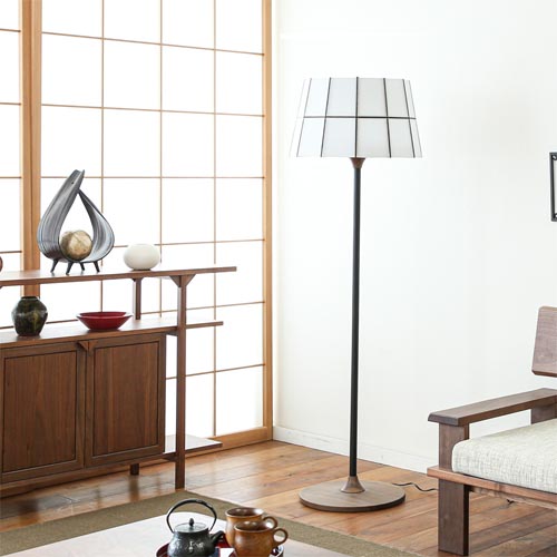 飛騨家具 MOARE モアレ 折々 フロアスタンド 国産家具 無垢 フロアライト ウォールナット|MUKU工房(家具&クラフト)
