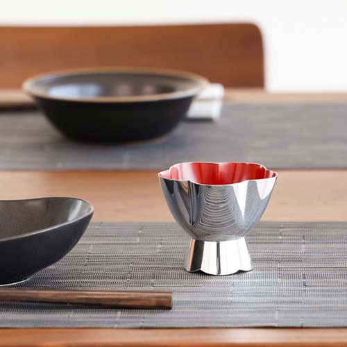 日本の首都銀器 森銀器製造所 純銀 玉盃 うめいちりん 言い慣わし芸術品 金属元素製