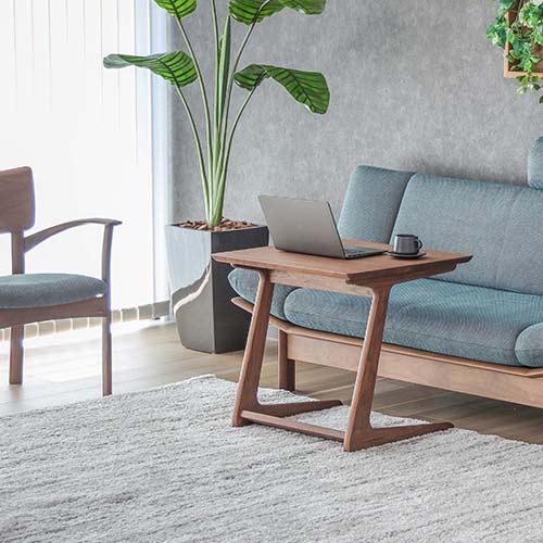 飛騨調度品 shirakawa シラカワ shirakawa サイドテーブル 広広とした 国産調度品 純乎たる サイドテーブル  赤いことオーク材 ウォール中毒者