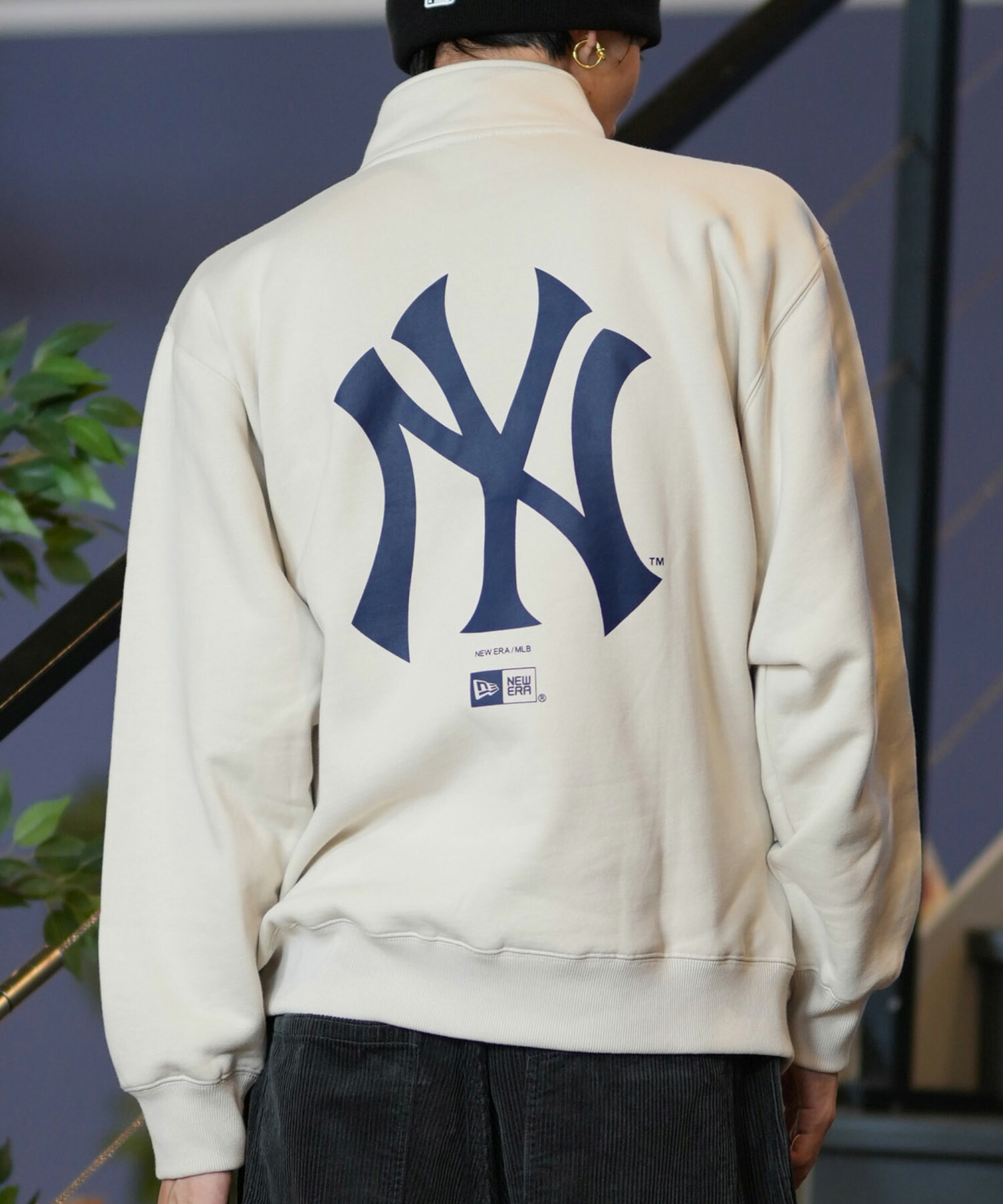 【状態要確認】Majestic ヤンキース ウォームアップ トレーニングウェア ny-up-1pege-2.jpg