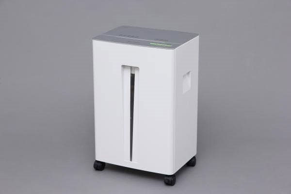 アイリスオーヤマ オフィスシュレッダー OF23 A4最大23枚 クロスカット4×34mm 連続15分 沖縄・九州・北海道・その他離島お届け不可
