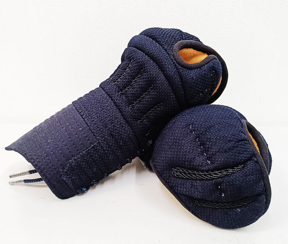 楽天市場】活人 ジャージ小手 織刺調5mmミシン刺洗える甲手 大人用