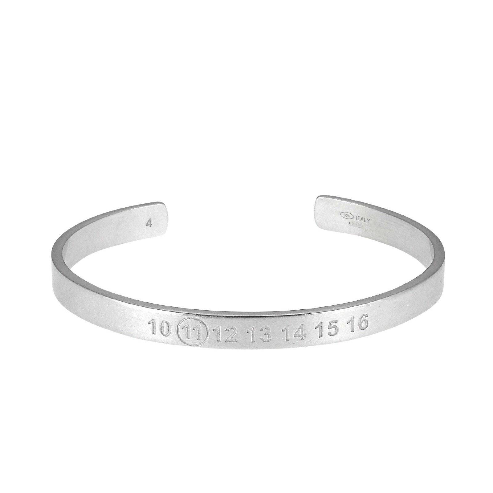 【貨物輸送無料】2026春夏新作 Maison Margiela メゾンマルジェラ ナンバリング 折り返し 腕輪 バングル SM1UY0101 P8863 101 メンズ レディース ユニ一発やる しろがね色925 ロゴタイプ 目じるし 添え物 宝飾品【差し上げ物】【ブランド名】