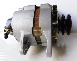 【中古】【※要コア返却】●オルタネーター●澤藤 日産UD中型トラック用　0202-102-1411/23099-Z5605【リビルト品】
