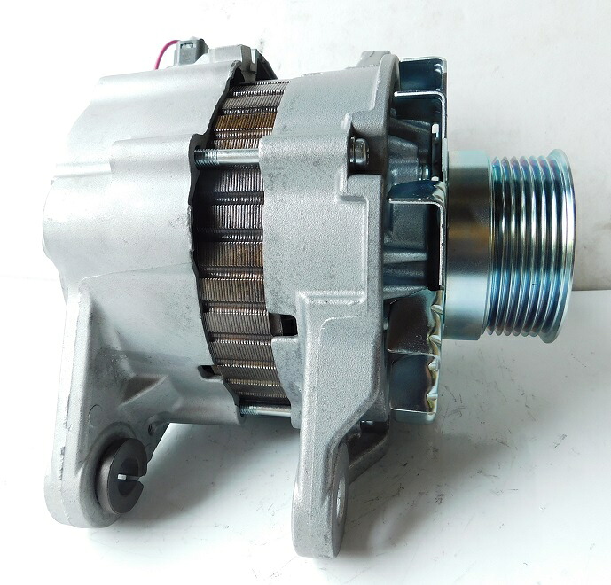 【中古】【※要コア返却】●オルタネーター●三菱　いすゞ大型トラックギガ　A4TU8591/8981274970【リビルト品】