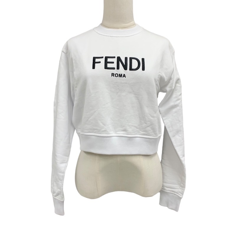 FENDI ホワイト クロップドスウェット FENDI ホワイト クロップドスウェット
