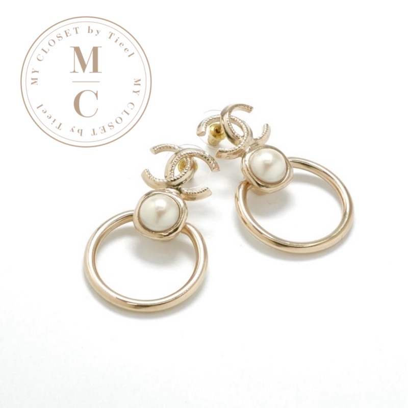 売り尽くし【美品】CHANEL COCOマークピアス 売り尽くし【美品】CHANEL COCOマークピアス