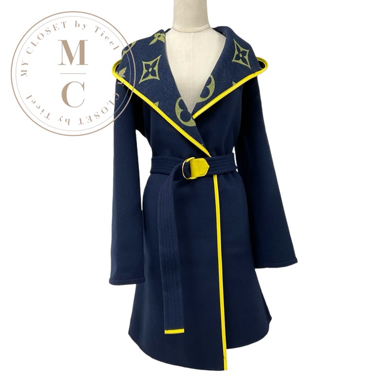 ルイヴィトン LOUIS VUITTON アウター ネイビー イエロー モノグラム ベルテッド ダブルフェイス フーデッド ラップコート｜My Closet by Tieel