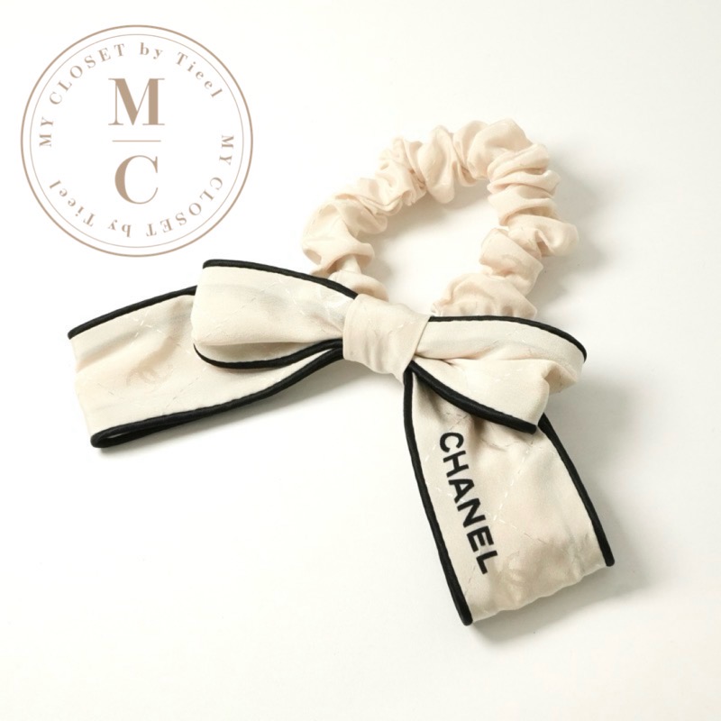 華やかリボンで簡単におしゃれ髪♪【CHANEL】リボン シュシュ CHANEL】シャネル リボンシュシュ (CHANEL/ヘアアクセサリー