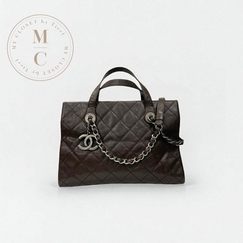 シャネル CHANEL バッグ ショルダーバッグ ブラウン シルバー ガンメタリック金具 マトラッセ キャビアスキン ココマーク チェーン 楽天市場】シャネル CHANEL バッグ ショルダーバッグ ブラウン