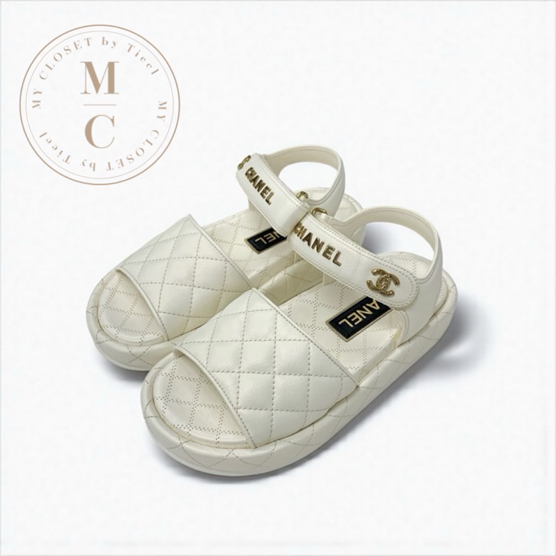 シャネル CHANEL サンダル 靴 シューズ レザー ホワイト 白 ゴールド 未使用 マトラッセ ココマーク ロゴ ベルクロ ストラップ