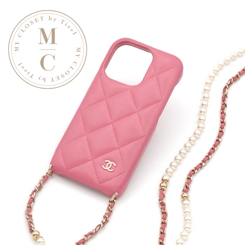 シャネル CHANEL 持ちはこぶ・スマホアクセサリー さくら色 ゴールド ココマーク パール マトラッセ iPhone14pro iPhone容れもの チェーン店