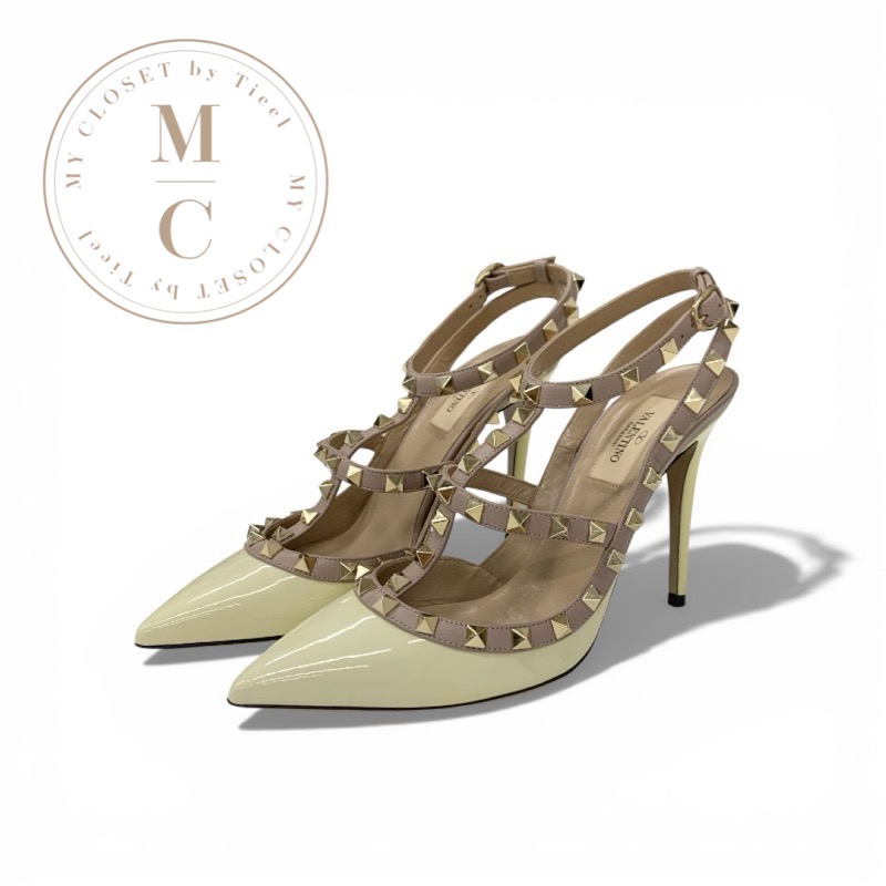 ヴァレンティノ VALENTINO パンプス 靴 シューズ 専売特許 なめし革 象牙色 サクラ色ベージュ ゴールド ロックスタッズ 同盟罷業一回り