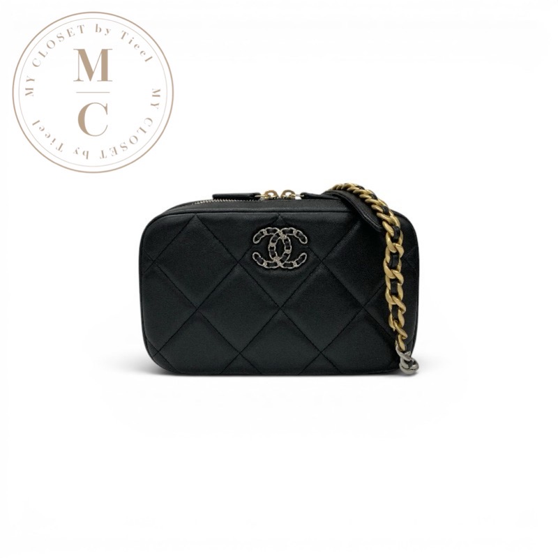 シャネル CHANEL 御徒面子 ショルダーバッグ 黒いこと しろがね色 ゴールド シャネル19 マトラッセ ココマーク チェーン店