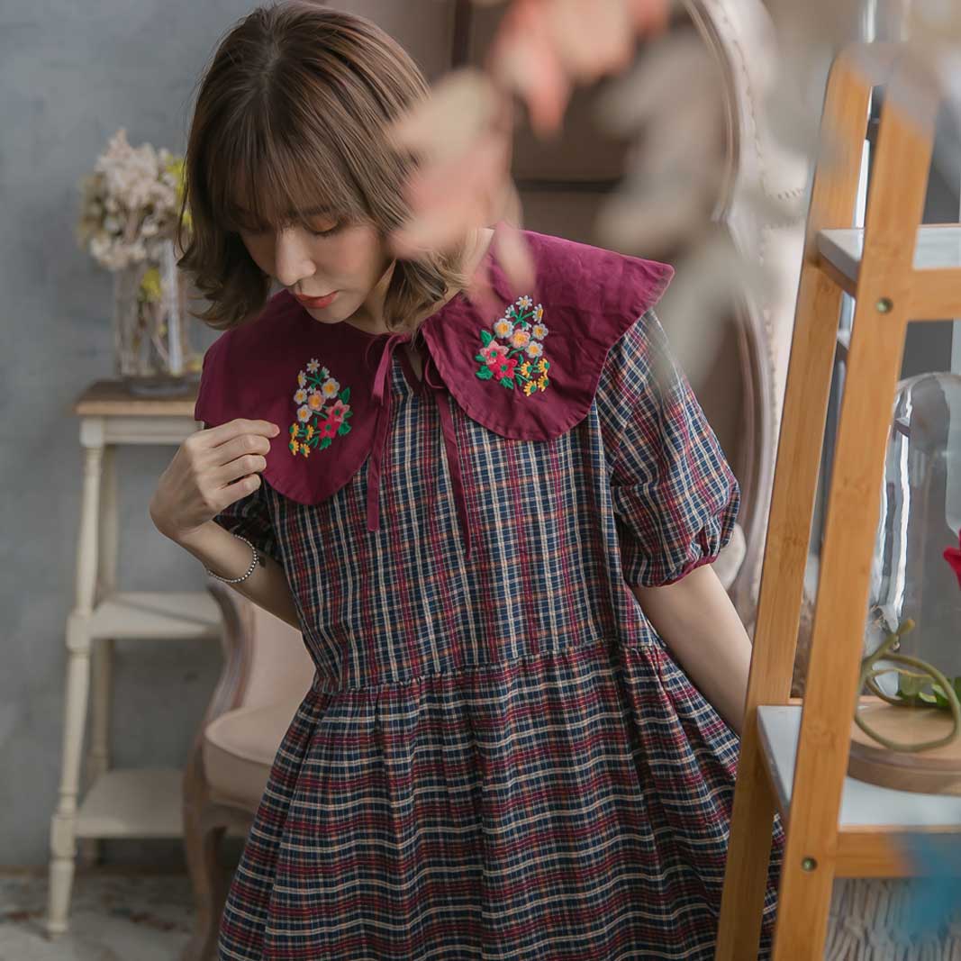 コンビニ受取対応商品 半袖 コットン ワンピース 刺繍 レース 全2色 パープル 紫色 半袖 コットン100 綿100 天然素材 ギンガムチェック スカラップレース 春服 春物 春用 春夏 夏服 夏物 夏用 限定製作 Www E Viar Com