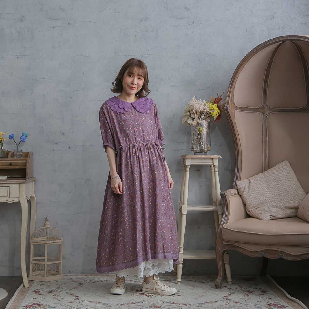 半袖刺繍レース小花柄コットンロングワンピース 天然素材 春用 2 0051 全 ワンピース 紫色 コットン 色 パープル 半袖 ワンピース 刺繍 レース 襟 小花柄 全2色 パープル 紫色 半袖 コットン100 綿100 天然素材 スカラップレース 春服