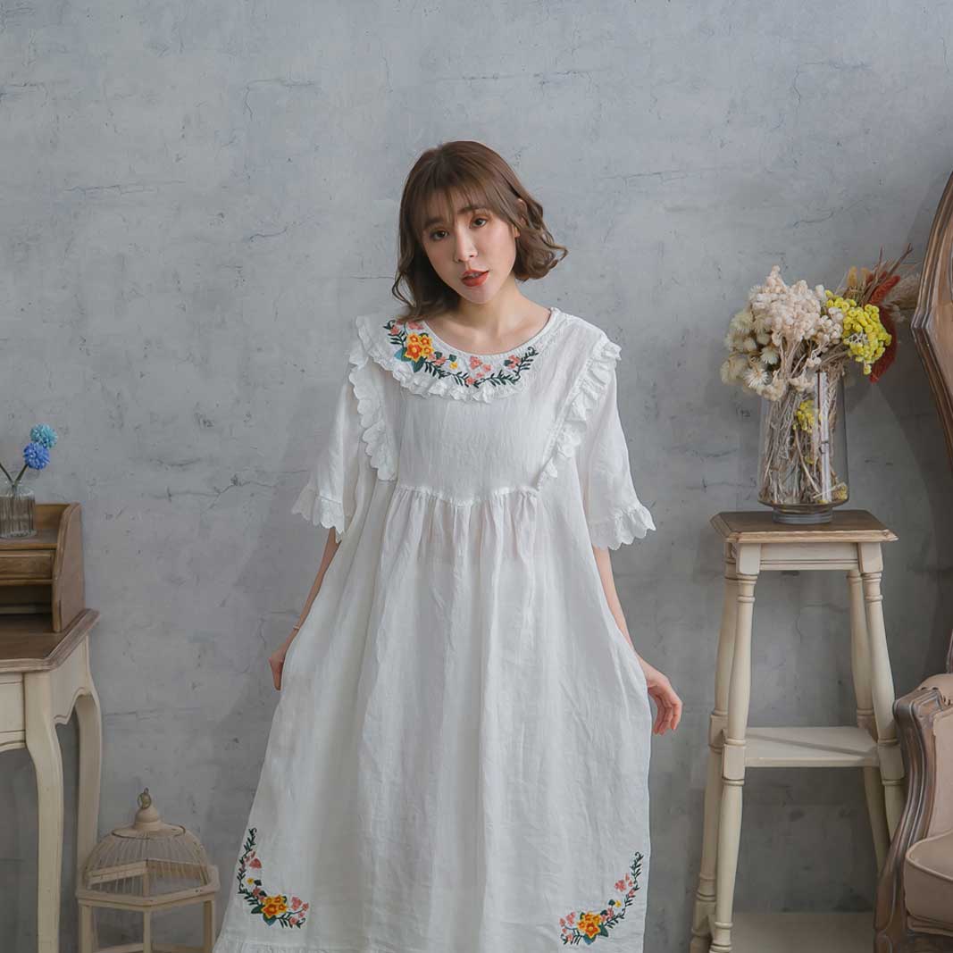 レディースファッション ワンピース 柔らかな質感の 半袖 白色 オフホワイト 全2色 モチーフ レース 刺繍 昭和レトロ ワンピース リネン 半袖 リネン100 夏用 夏物 夏服 春夏 春用 春物 春服 スカラップレース 天然素材 ヘンプ100 麻100 Www Outromundo Net