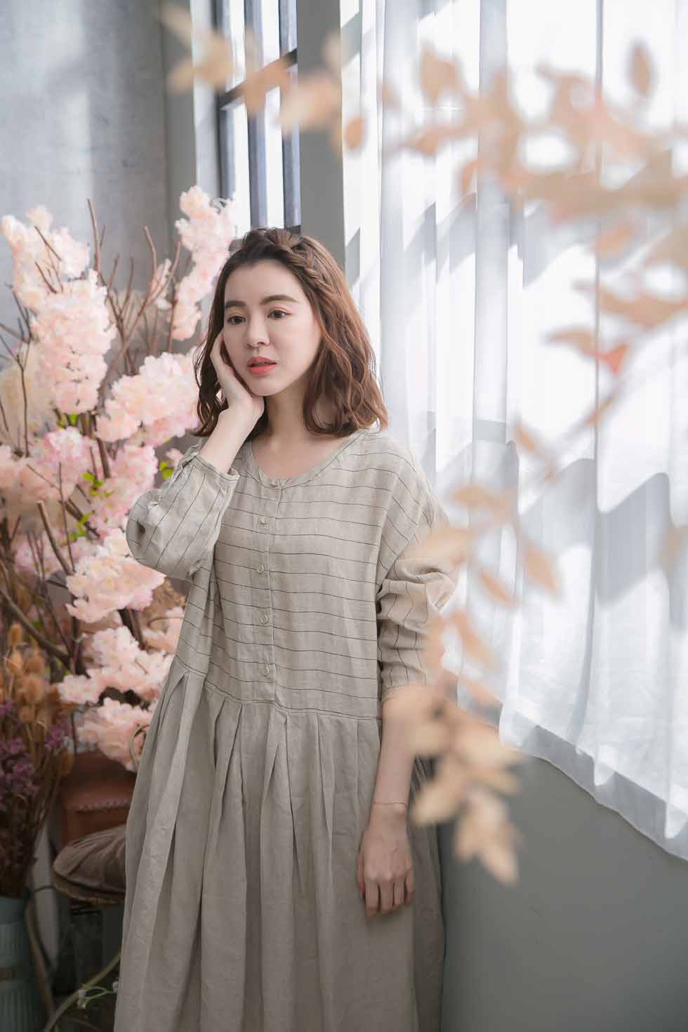 長袖リネンロングワンピース 全1色 ベージュ ベイジ 冬服 肌色 ワンピース ローゴージャス ワンピース 冬物 小花柄 昭和レトロ 全1色 ベージュ ベイジ 肌色 長袖 リネン100 麻100 ヘンプ100 天然素材 ボーダー柄 ボタン開き 秋服 秋物 秋用 長袖リネンロングワンピース 全1色 ベージュ ベイジ 冬服 肌色 ワンピース ローゴージャス ワンピース 冬物 小花柄 昭和レトロ 全1色 ベージュ ベイジ 肌色 長袖 リネン100 麻100 ヘンプ100 天然素材 ボーダー柄 ボタン開き 秋服 秋物 秋用